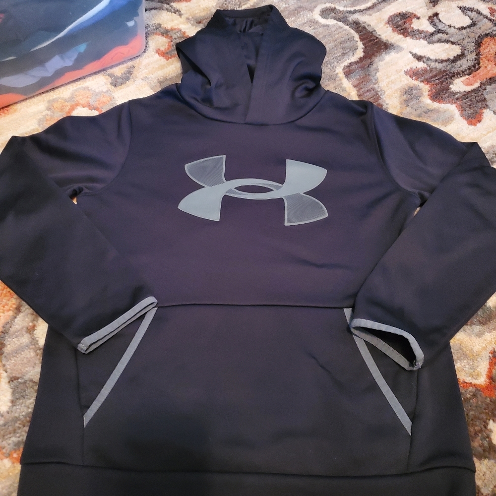Under Armour Cold Gear hoodie-youth M